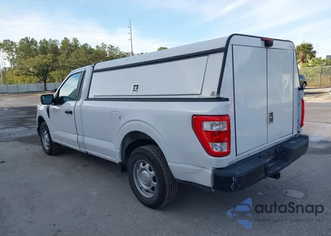 2021 Ford F-150 Xl z USA, uszkodzony, nr VIN 1FTMF1C56MKD58811